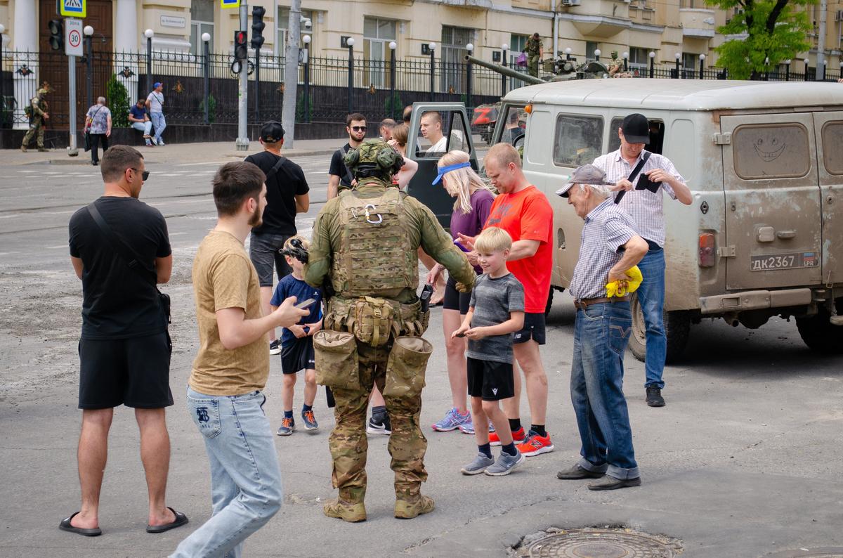 PMC Wagner fighters in Rostov-on-Don, 24 June 2023. Photo: Novaya Gazeta Europe