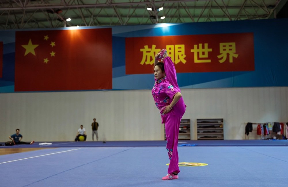 Спортсмены готовятся к Юношеским играм в Китае и Азиатским играм в Ханчжоу. Фото: EPA-EFE/ALEX PLAVEVSKI
