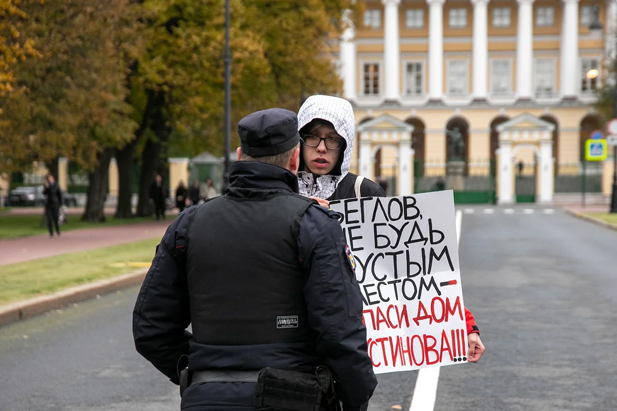 В России сотни пользователей, называющих себя 