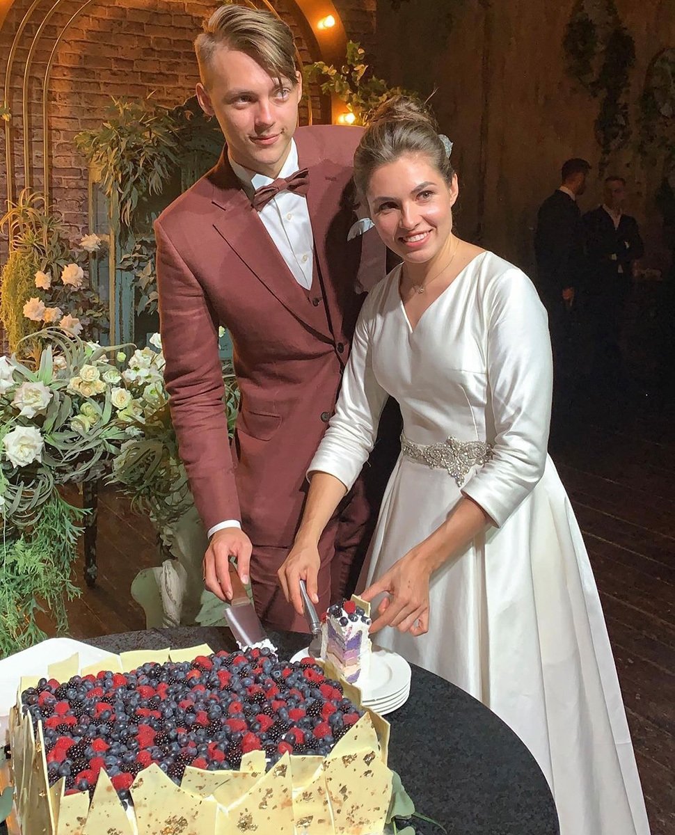 Константин и София на своей свадьбе. Фото: rublirina / Instagram