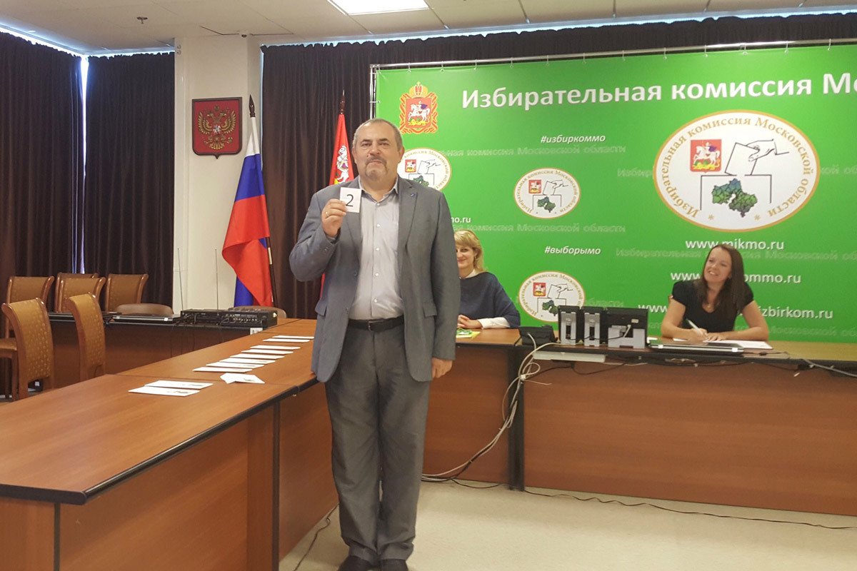 Борис Надеждин на избирательном участке. Фото: ВКонтакте