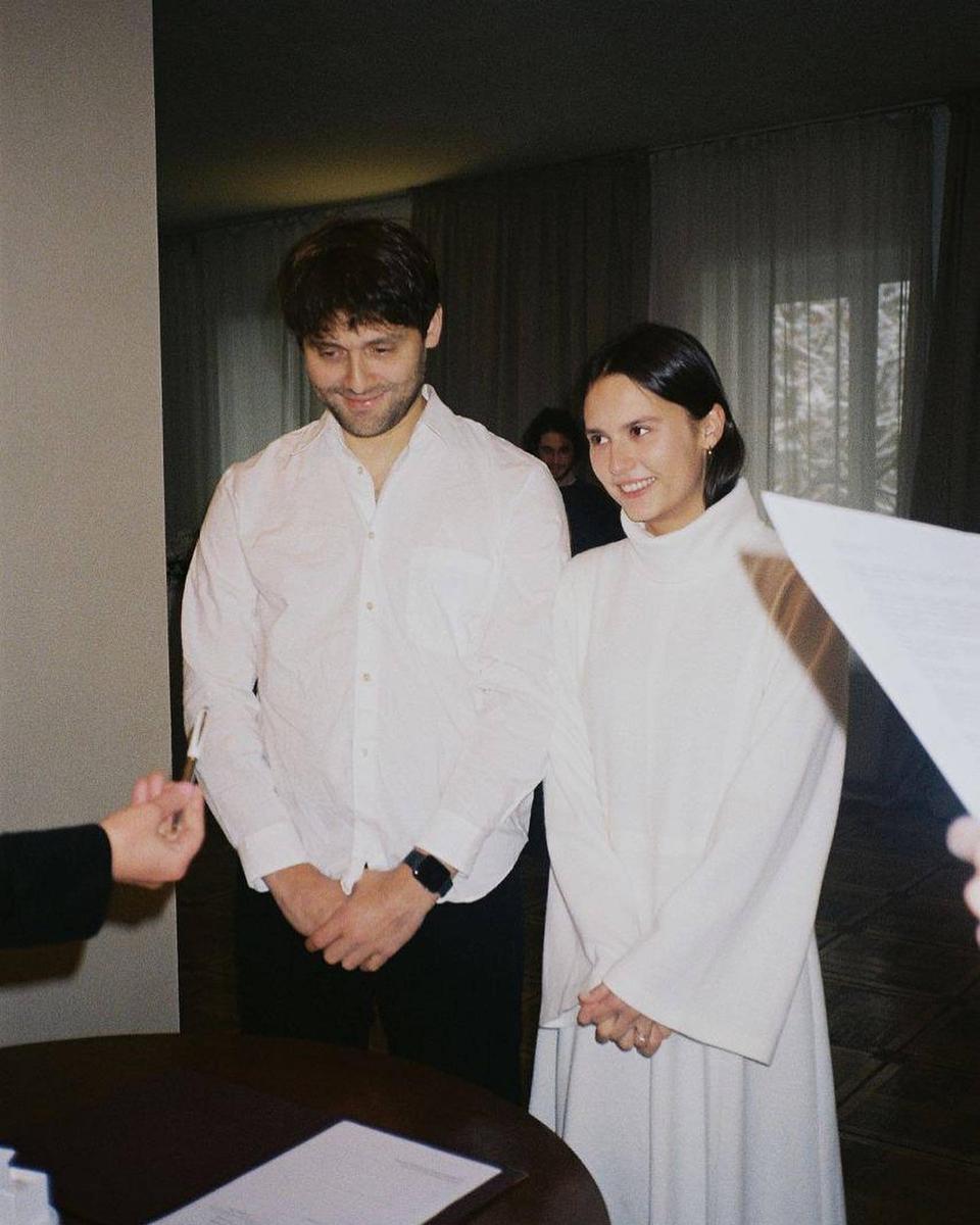 Ilya Krasilshchik with his wife Sonya Arshinova. Photo from  Facebook