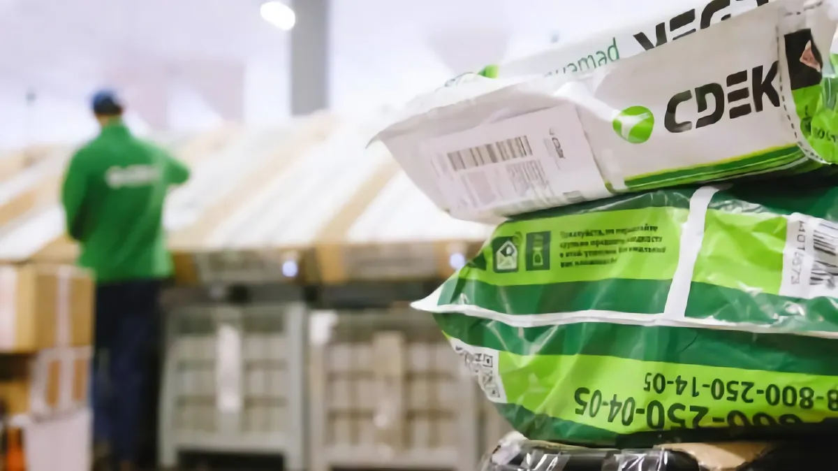 Логистический центр СДЭК третий день не выдает посылки из-за технического сбоя. Ответственность за взлом взяли хакеры из Head Mare
