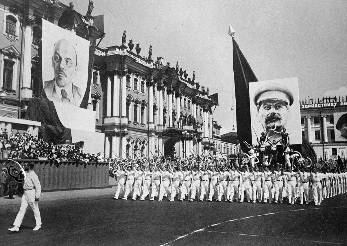 Парад сотен тысяч спортсменов в Ленинграде, 24 июля 1935 года. Фото: PALPN / Scanpix / LETA