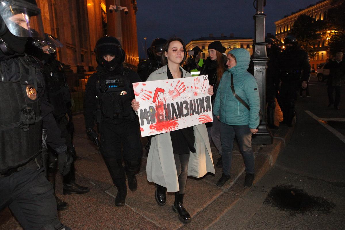 Акция протеста против мобилизации. Петербург, 21 сентября 2022. Фото: Елена Родина, специально для «Новой газеты Европа»