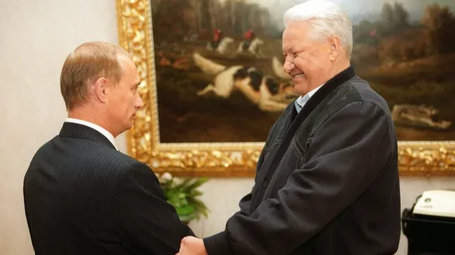 Под каким лозунгом шел на выборы 1996 года Ельцин?