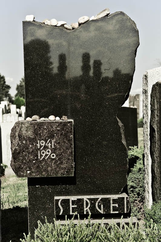 Могила Сергея Довлатова на кладбище Маунт-Хеброн в Нью-Йорке, 26 июля 2010 г. Фото:  Wikimedia Commons , CC BY-SA 3.0