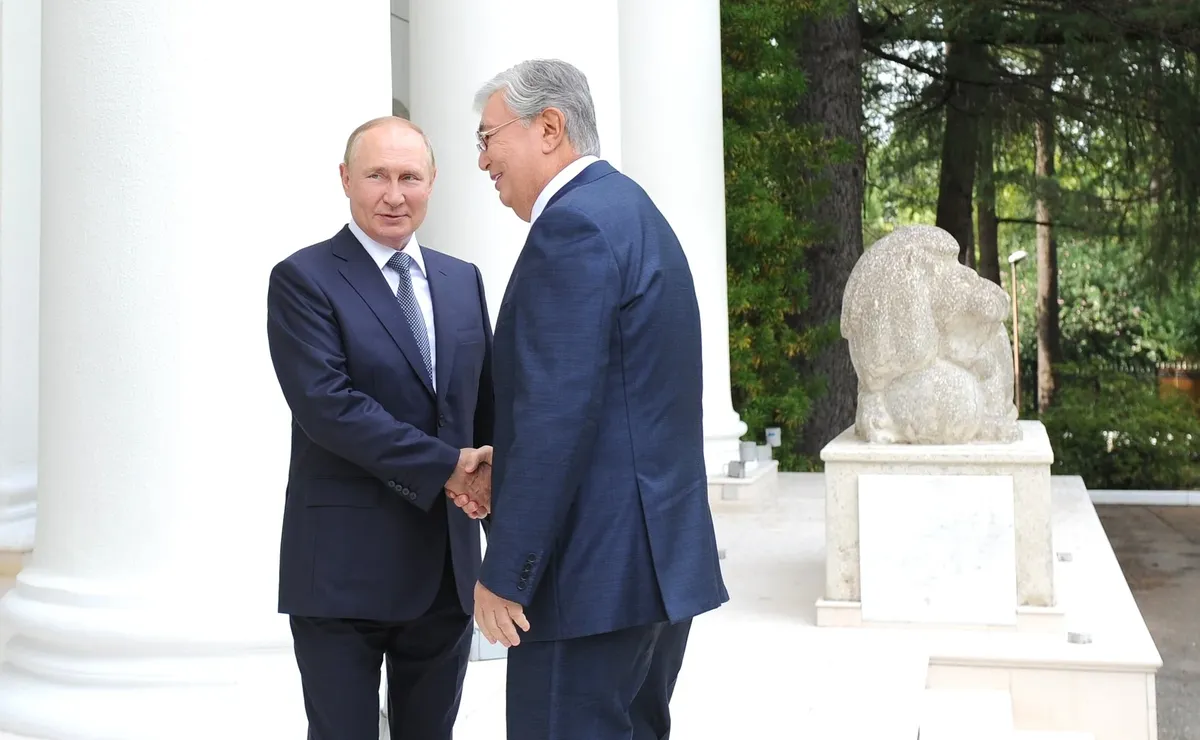 Владимир Путин и Касым-Жомарт Токаев. Фото: <a href="http://kremlin.ru/events/president/news/69182/photos/68648">Kremlin</a>