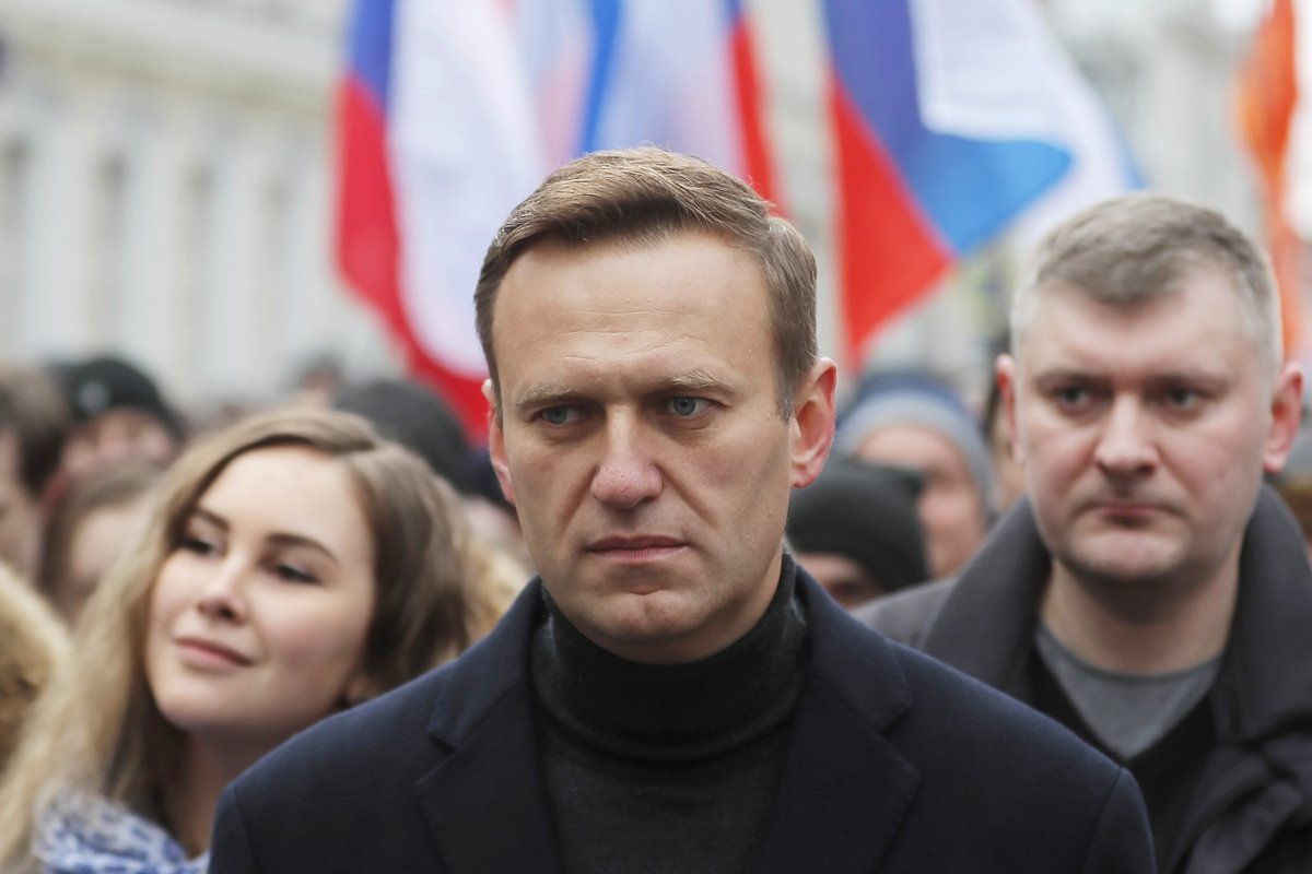 Алексей Навальный участвует в марше памяти Бориса Немцова, посвященном пятой годовщине его убийства в Москве, 29 февраля 2020 года. Фото: Юрий Кочетков / EPA-EFE