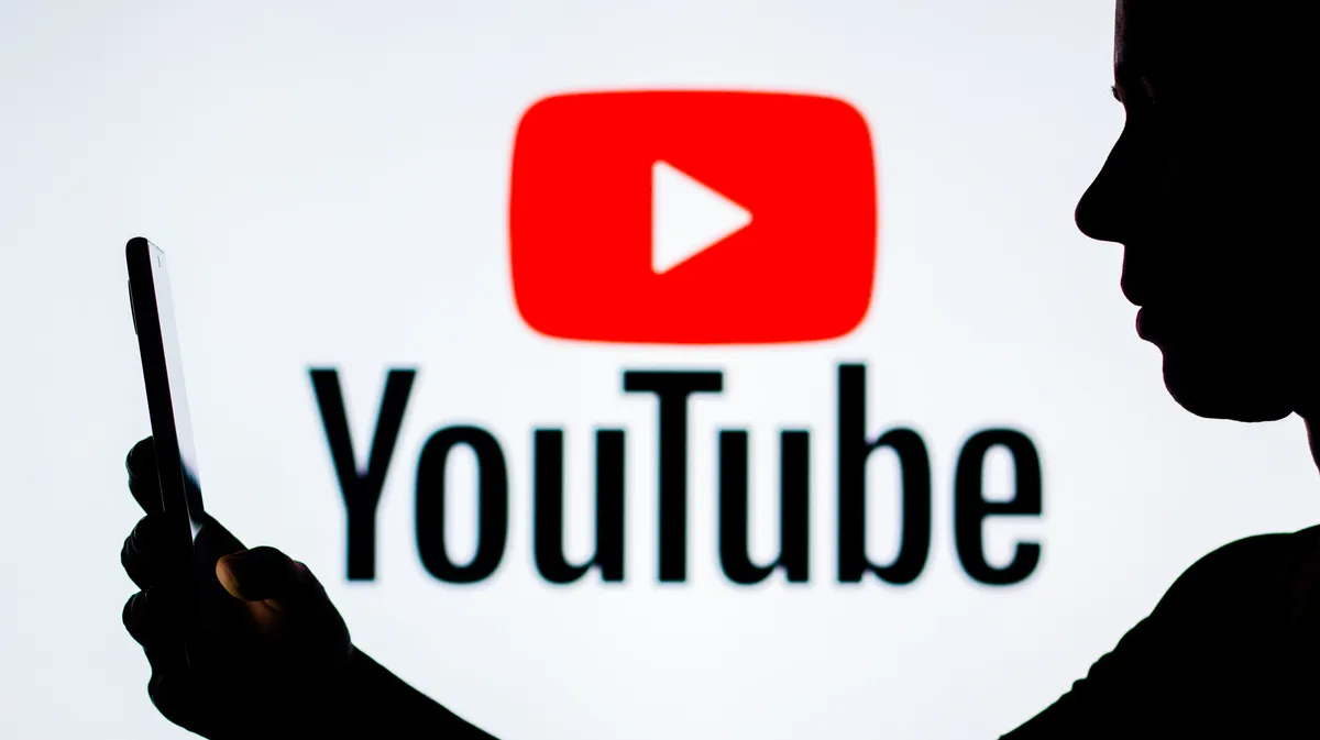 Власти РФ начали искусственно замедлять работу YouTube