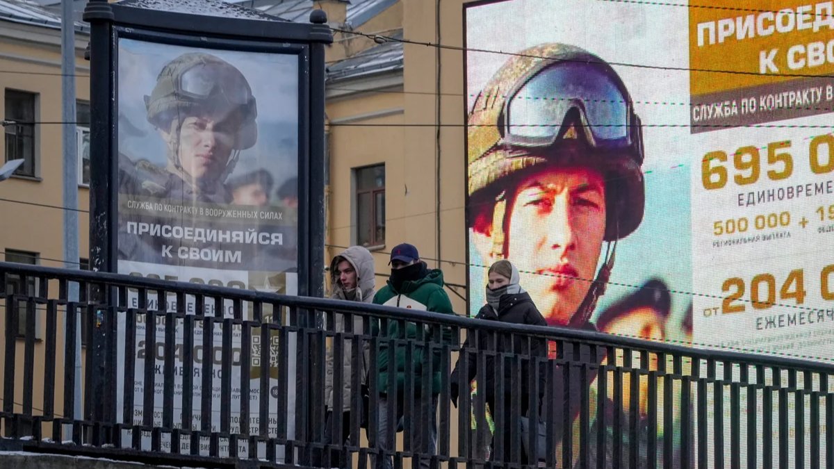Война на Украине привела к отъезду 1,7 млн ​​российской рабочей силы