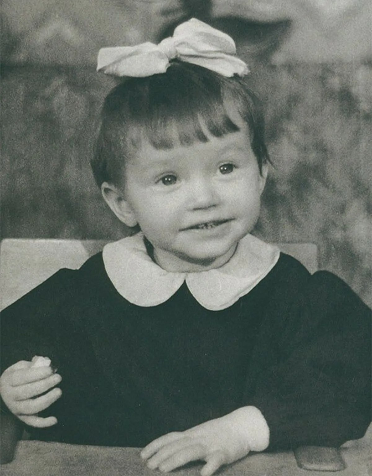 Алла Пугачева в детстве. Фото: соцсети
