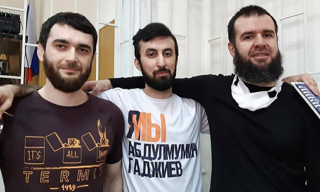 Абдулмумин Гаджиев, Кемал Тамбиев и Абубакар Ризванов. Фото: Instagram жены Тамбиева Лауры Курджиевой