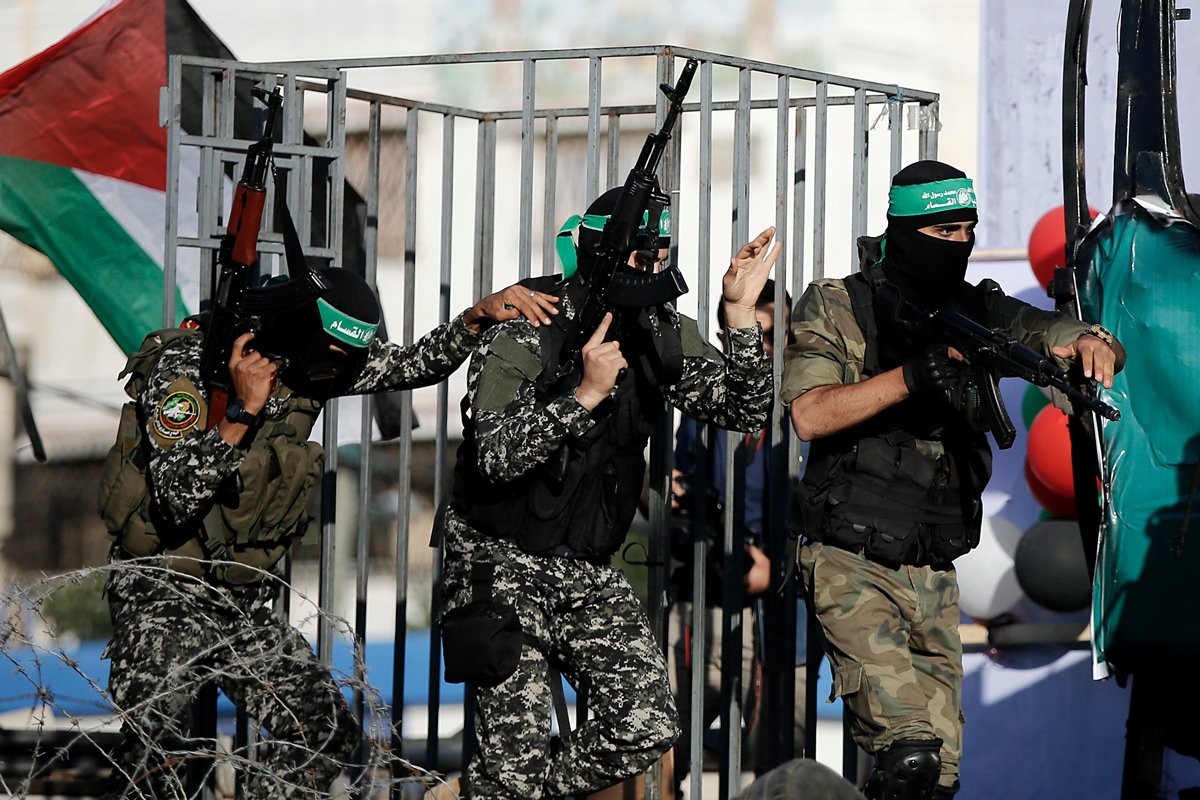 Боевики ХАМАС в секторе Газа, 28 апреля 2016 года. Фото: Mohammed Saber / EPA-EFE