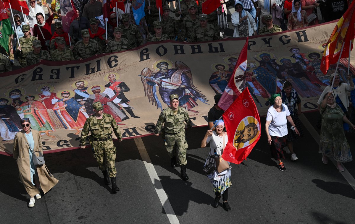 Православные верующие участвуют в крестном ходе в Москве, 7 сентября 2025 года. Фото: Кирилл Зыков / Спутник / Imago Images / Scanpix / LETA