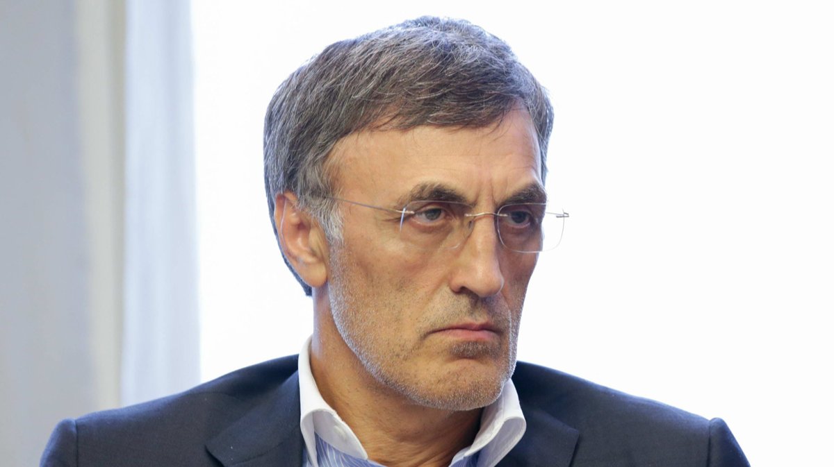 «Расчехляют всех, кого могут»