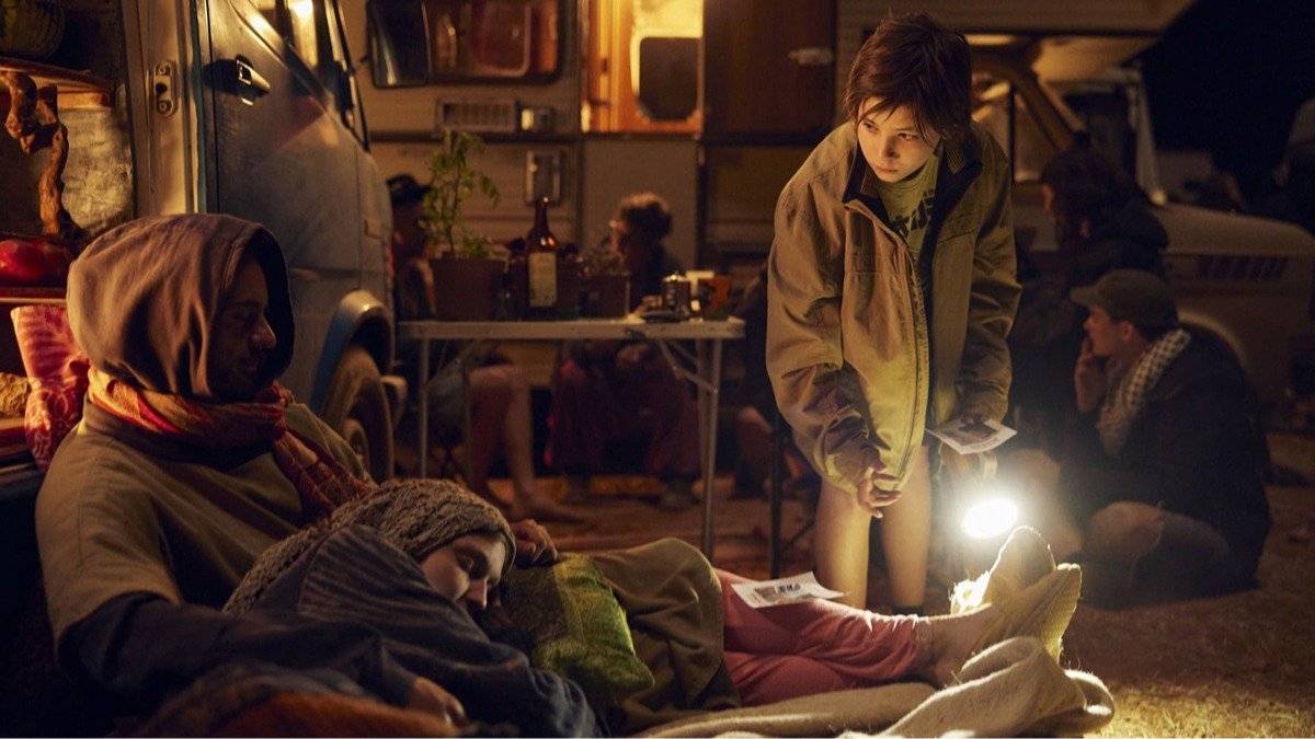 Танцы на грани войны