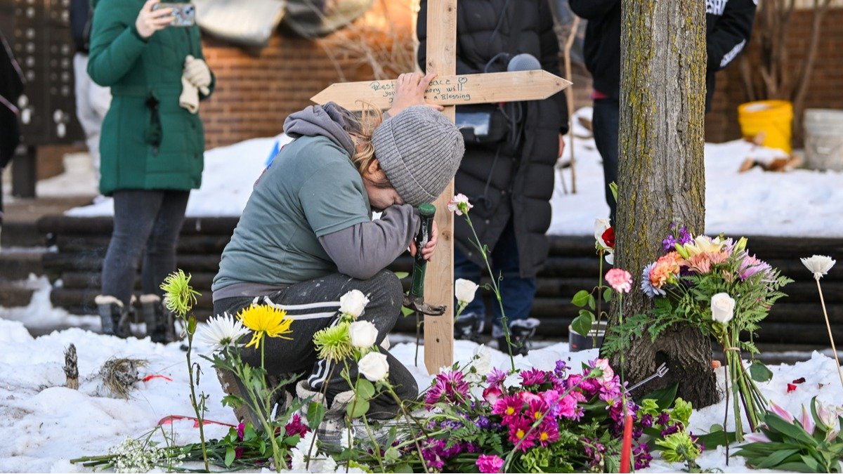 Сотрудник иммиграционной службы США застрелил американку в Миннеаполисе