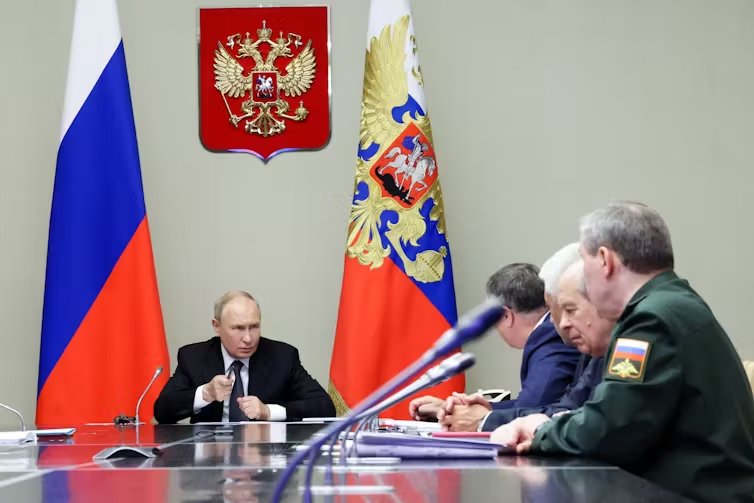 Vladimir Putin chairs a meeting of his Security Council. Photo: EPA-EFE / Gavril Grigorov / Sputnik / Kremlin Pool